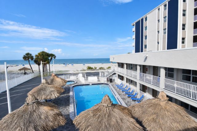 Commodore Beach Club | Madeira Beach Vacation Resort Rentals and Sales