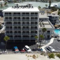 Commodore Beach Club Exterior